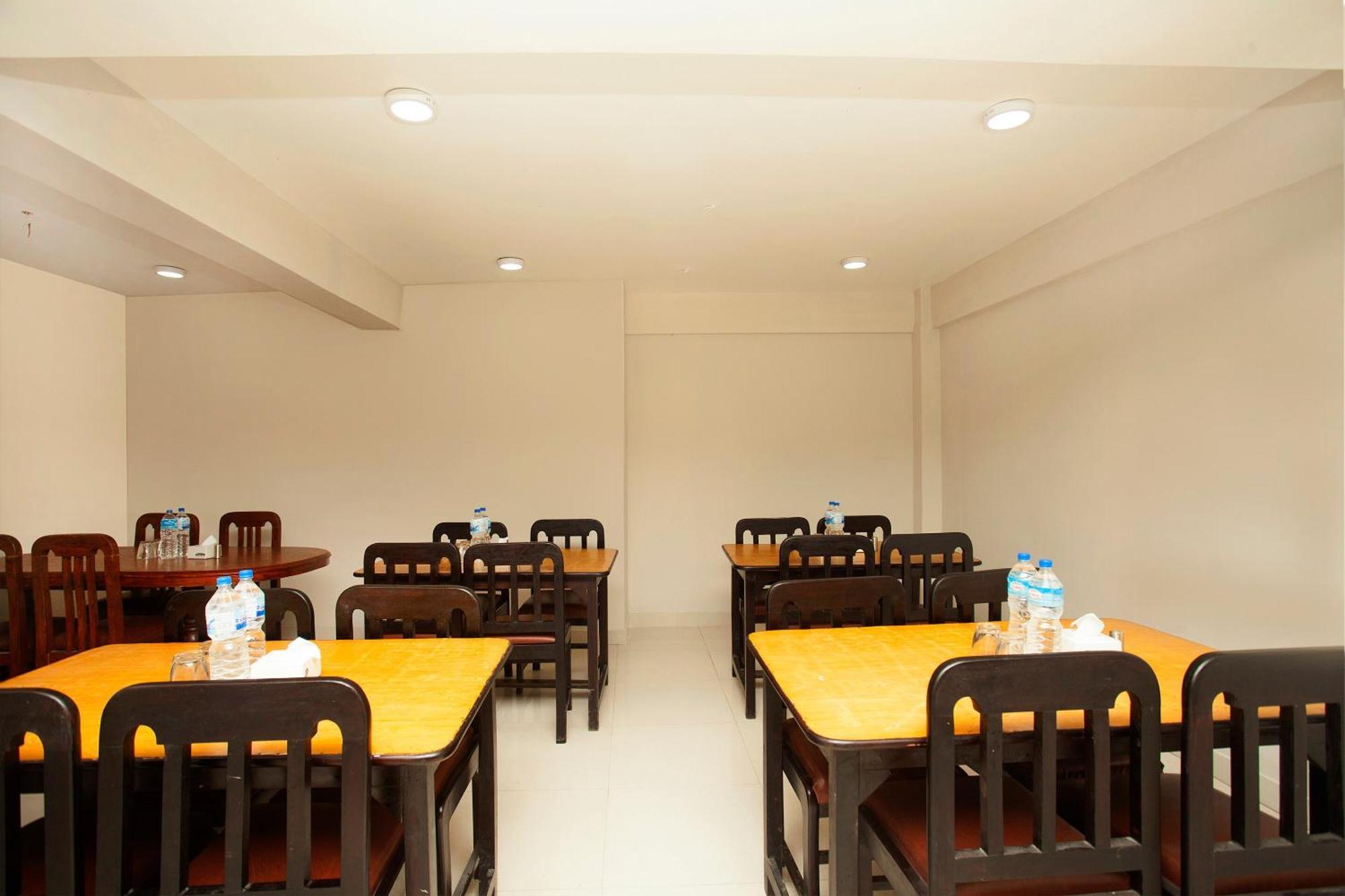 Oyo 626 Hotel Himchuli Kathmandu Bagian luar foto