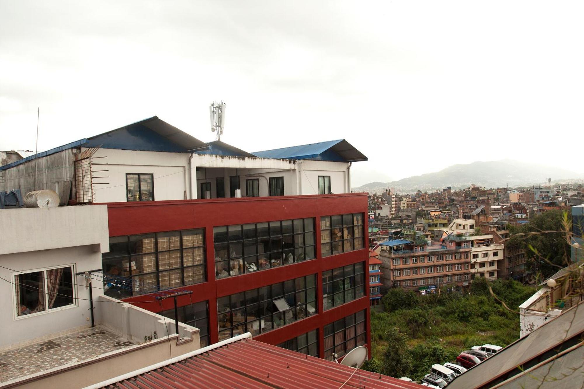 Oyo 626 Hotel Himchuli Kathmandu Bagian luar foto