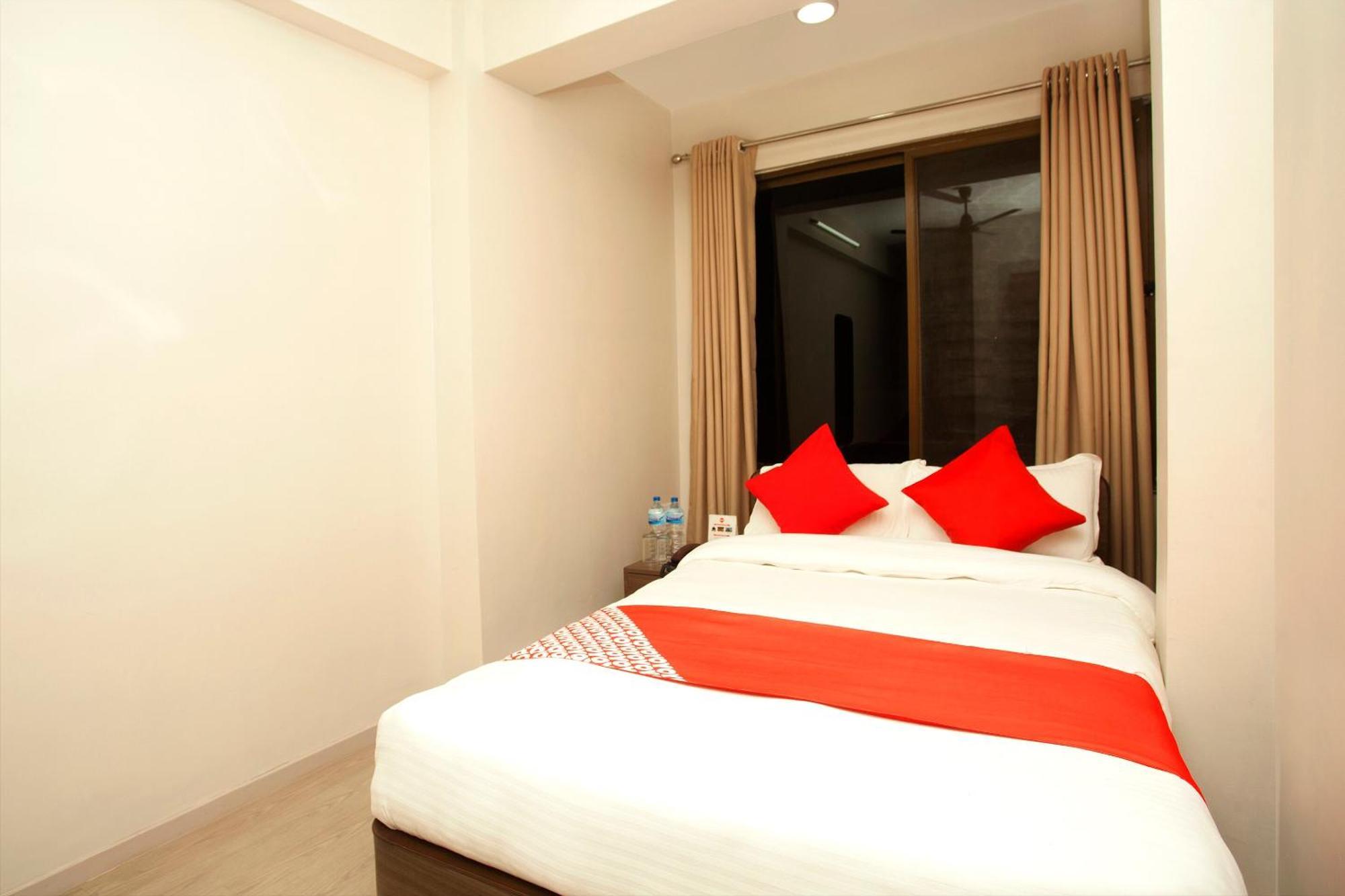 Oyo 626 Hotel Himchuli Kathmandu Bagian luar foto