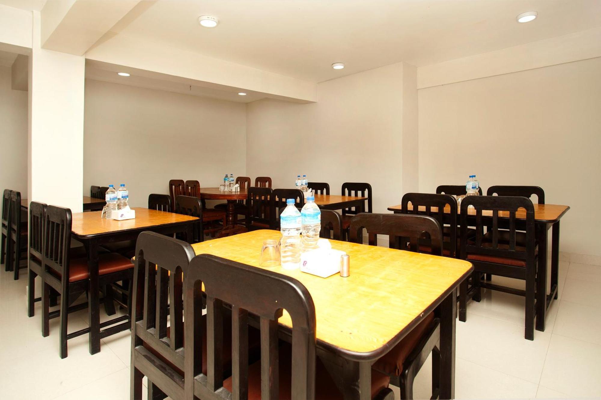 Oyo 626 Hotel Himchuli Kathmandu Bagian luar foto