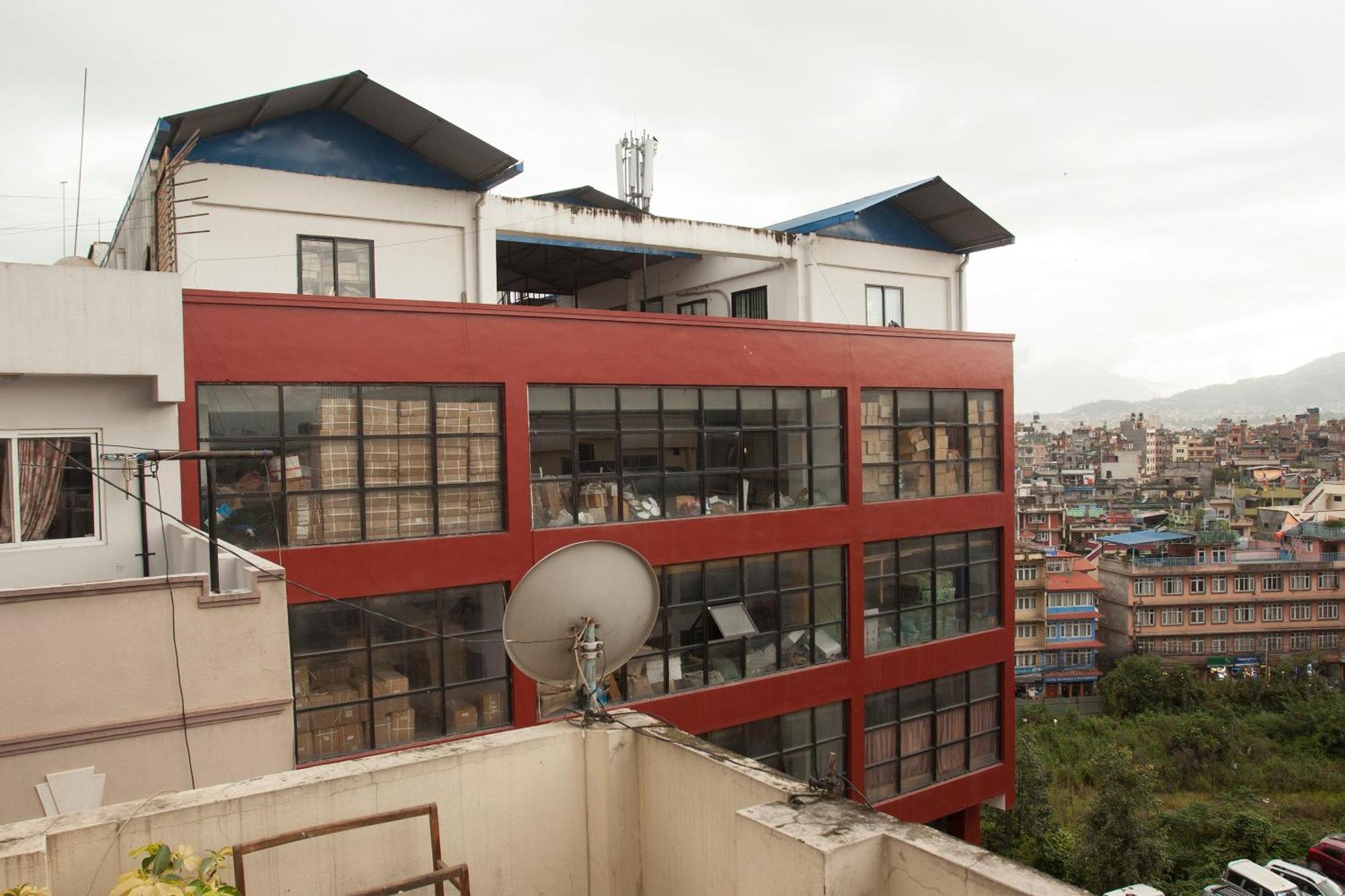 Oyo 626 Hotel Himchuli Kathmandu Bagian luar foto